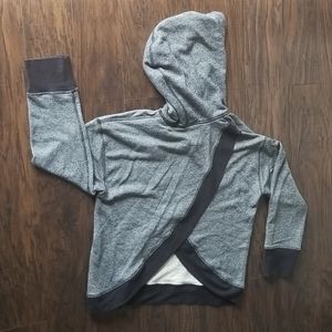 VIMMIA cropped open back hoodie sweatshirt comfy